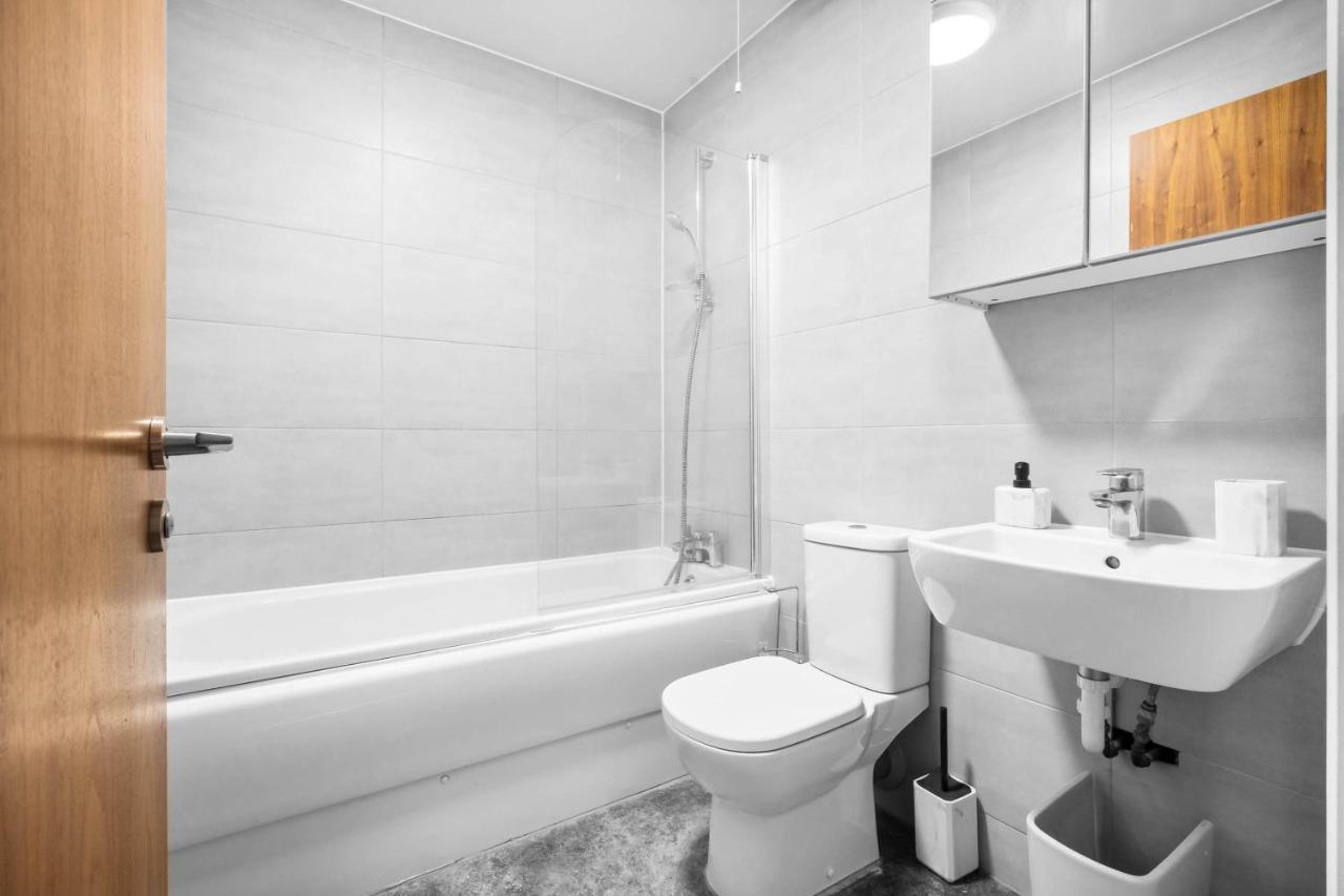Luxury Stay With Scenic Views Brierley Hill Esterno foto
